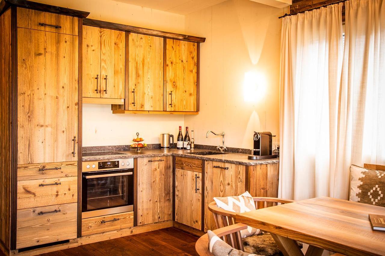 Golden Hill Country Chalets & Suites Waldschach Exteriér fotografie