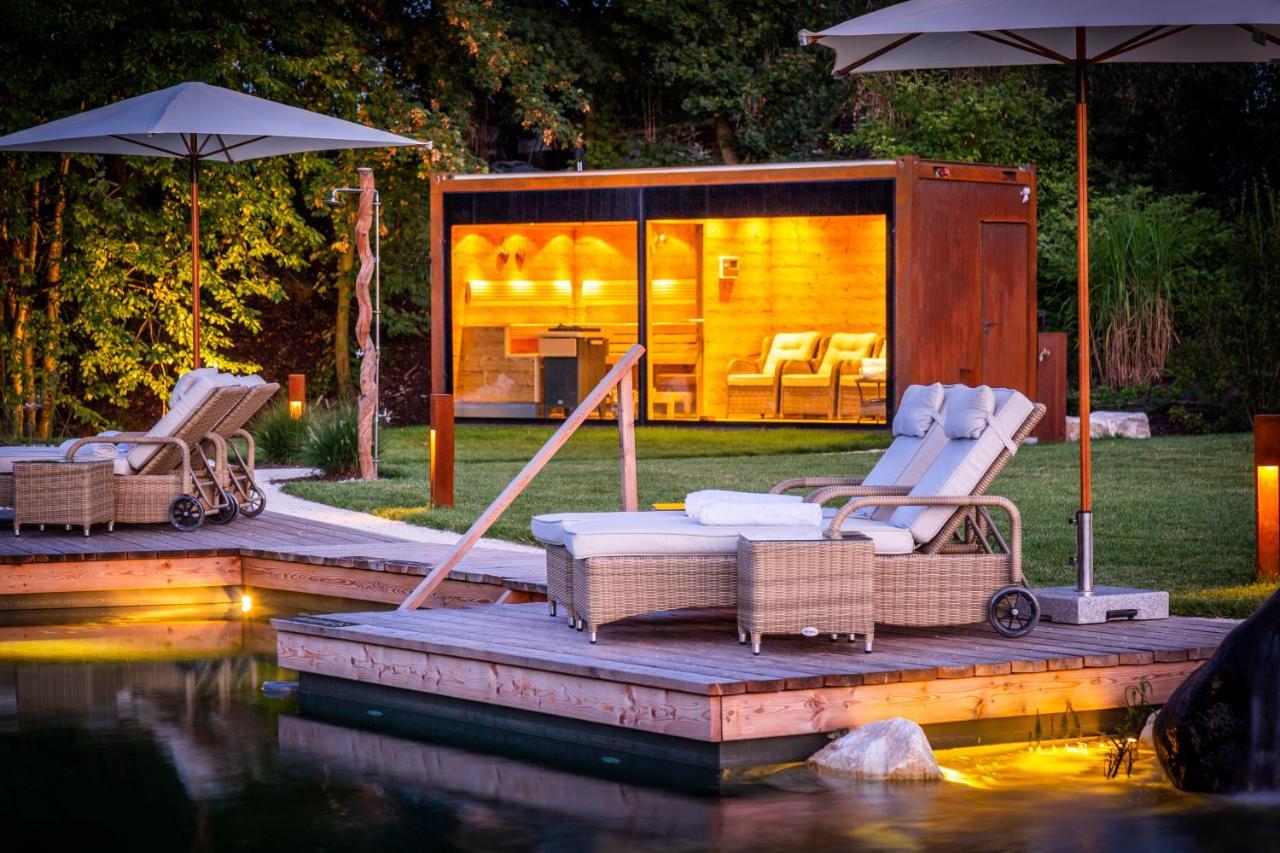 Golden Hill Country Chalets & Suites Waldschach Exteriér fotografie
